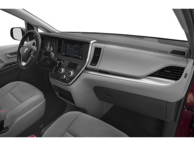 2018 Toyota Sienna SE Premium 8 Passenger