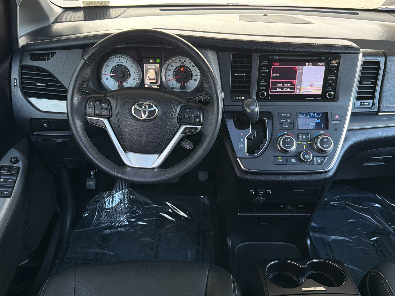 2018 Toyota Sienna SE Premium 8 Passenger