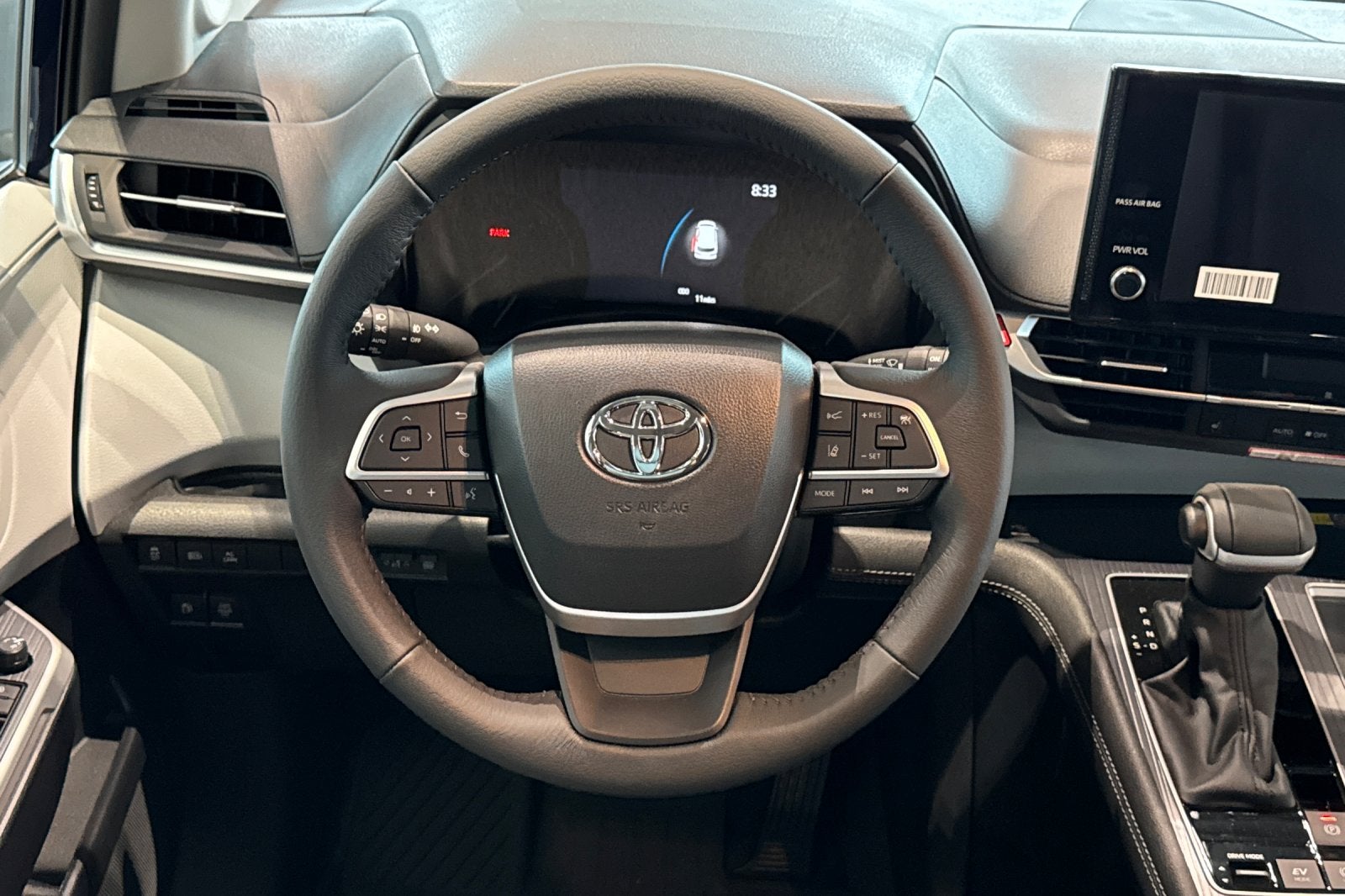2026 Toyota Sienna XLE 8 Passenger