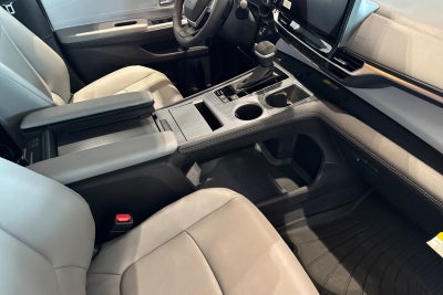 2026 Toyota Sienna XLE 8 Passenger