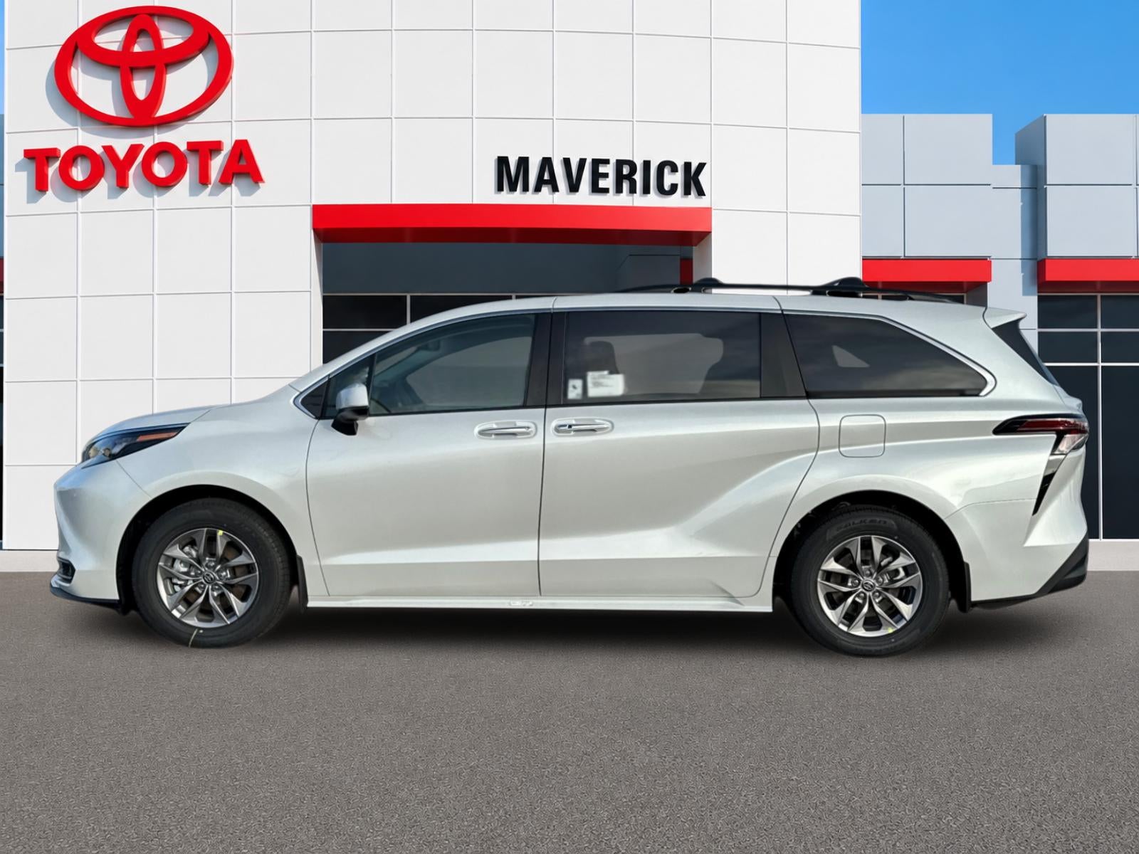 2026 Toyota Sienna XLE 8 Passenger
