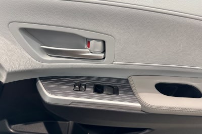 2026 Toyota Sienna XLE 8 Passenger