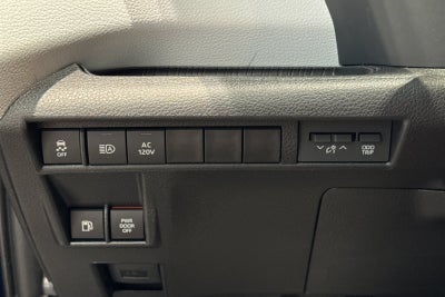 2026 Toyota Sienna XLE 8 Passenger