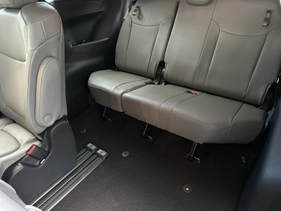 2026 Toyota Sienna XLE 8 Passenger