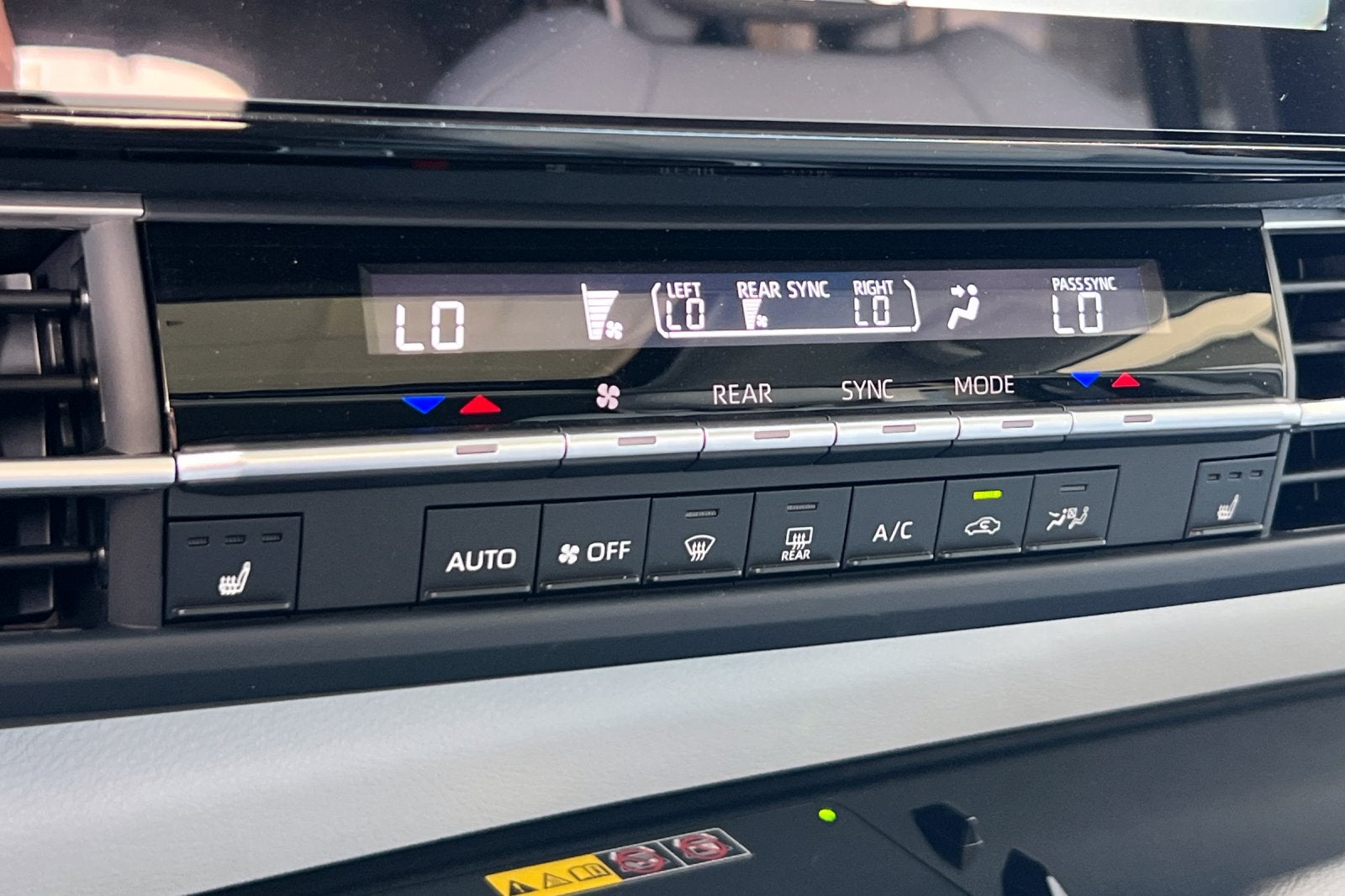 2026 Toyota Sienna XLE 8 Passenger