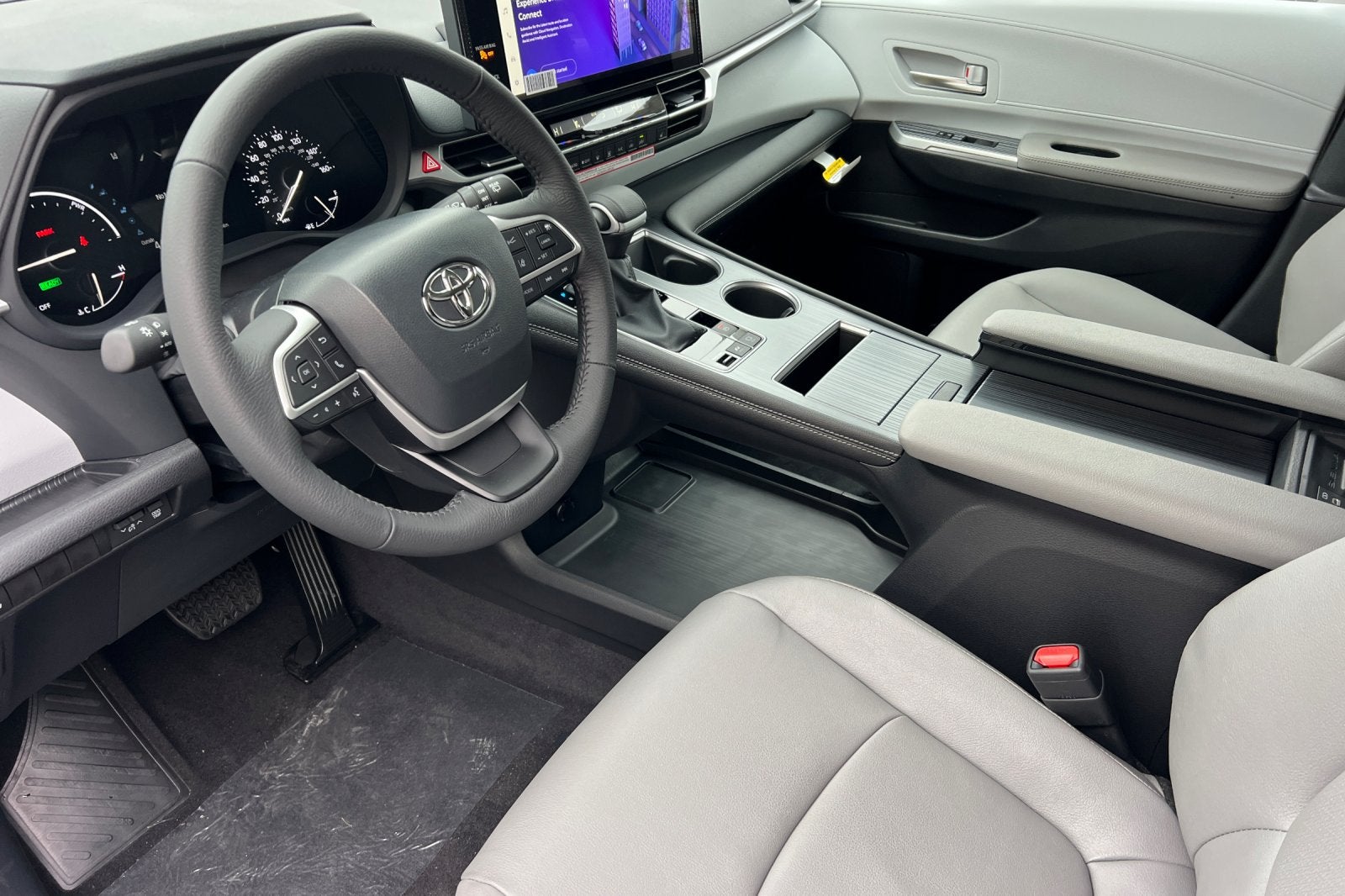 2026 Toyota Sienna XLE 7 Passenger