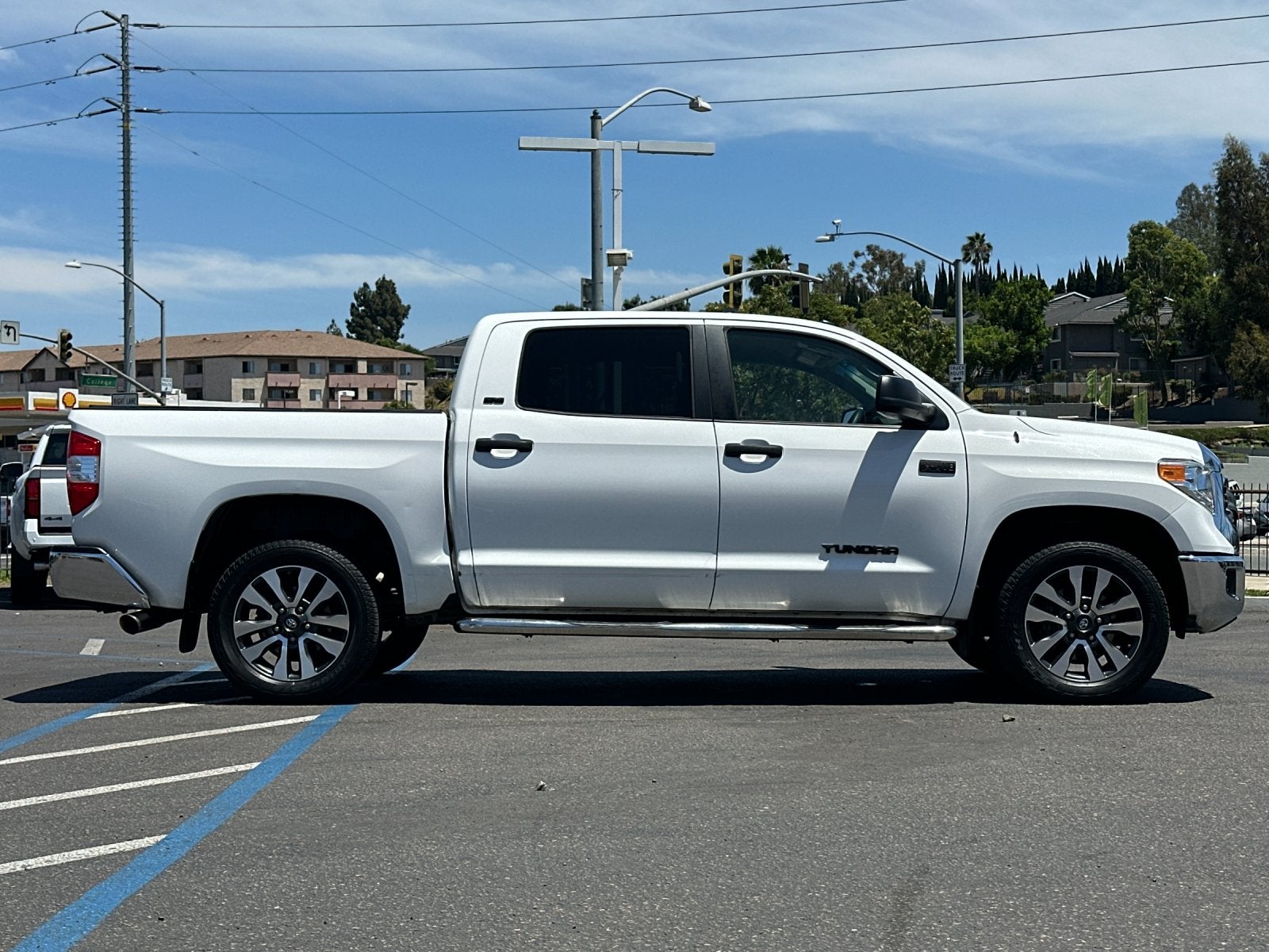 2016 Toyota Tundra SR5
