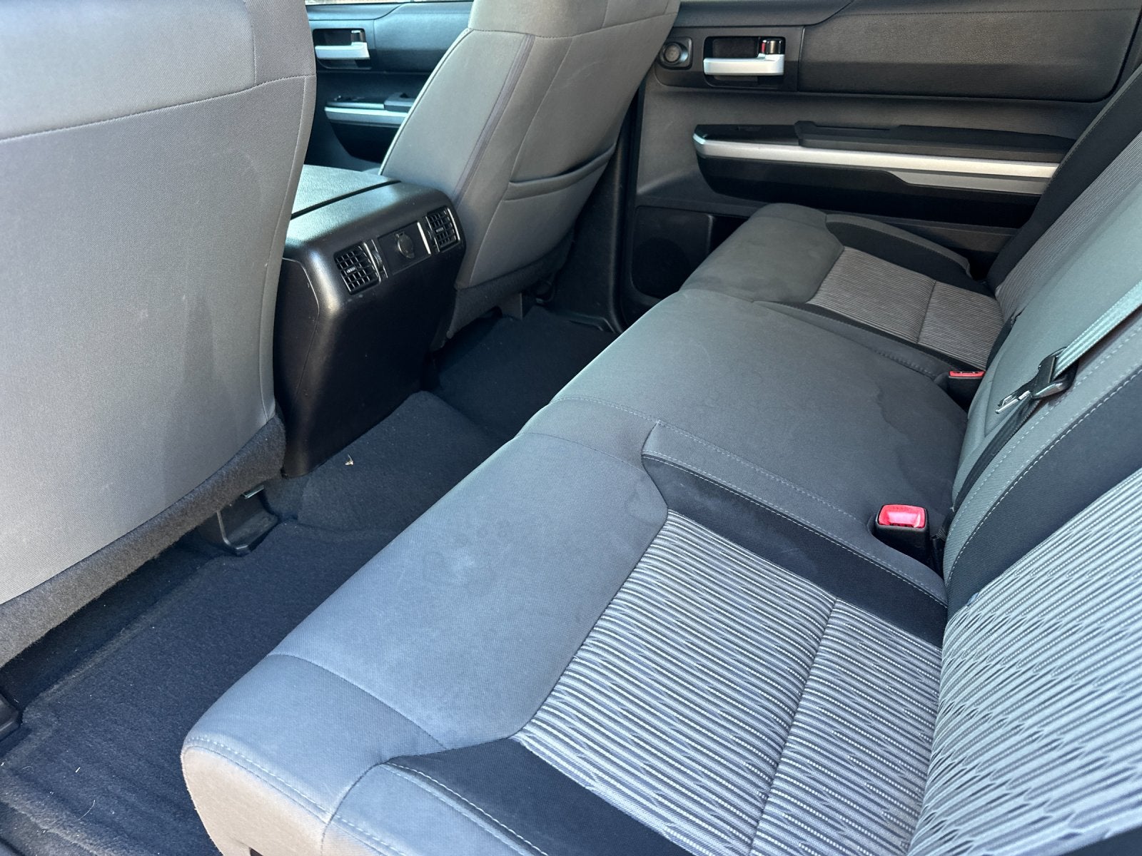 2015 Toyota Tundra SR5