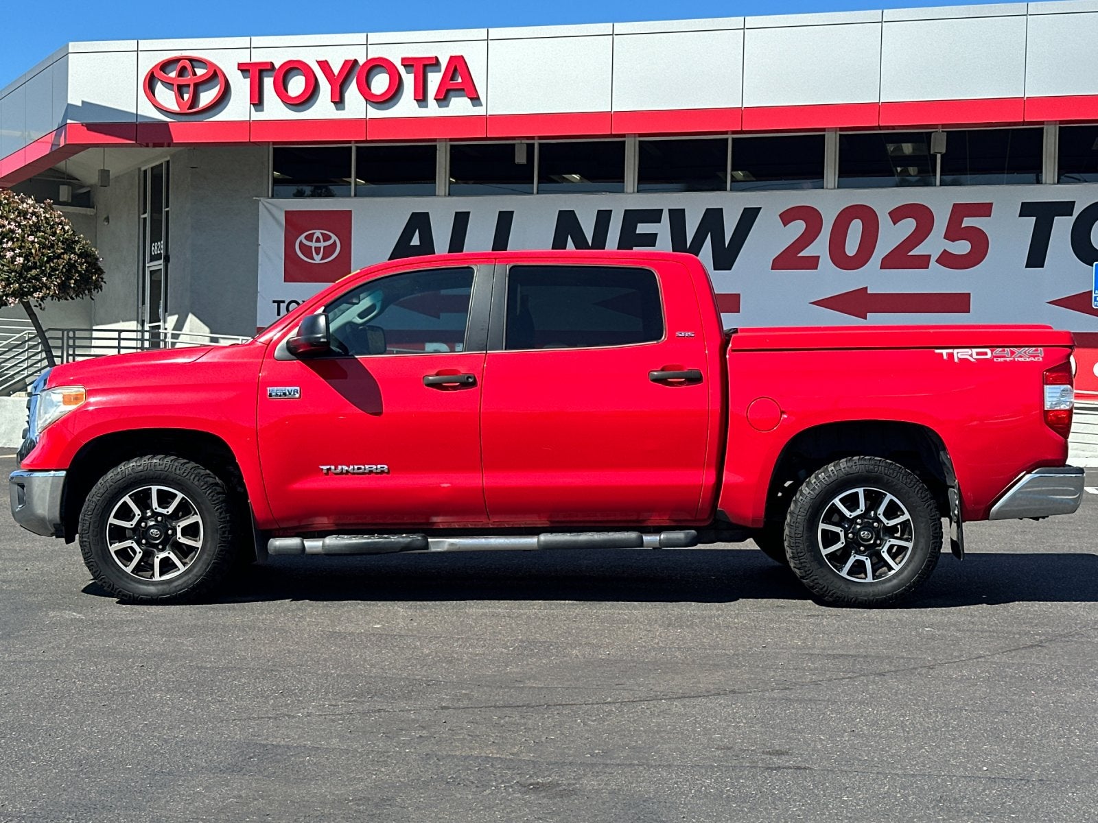 2015 Toyota Tundra SR5