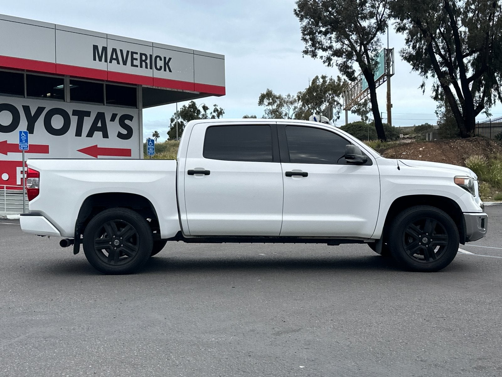 2018 Toyota Tundra SR5 4.6L V8