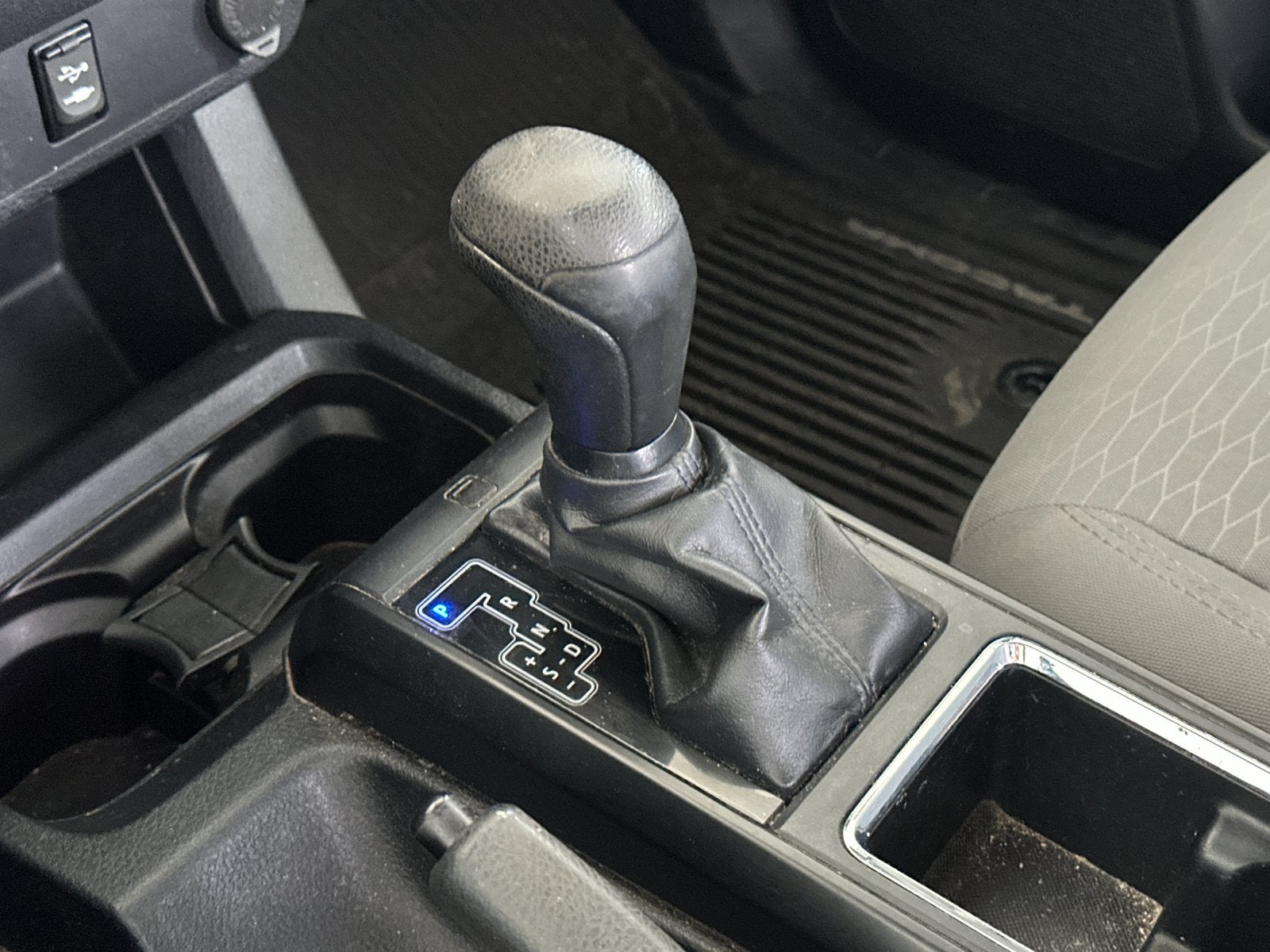 2019 Toyota Tacoma SR