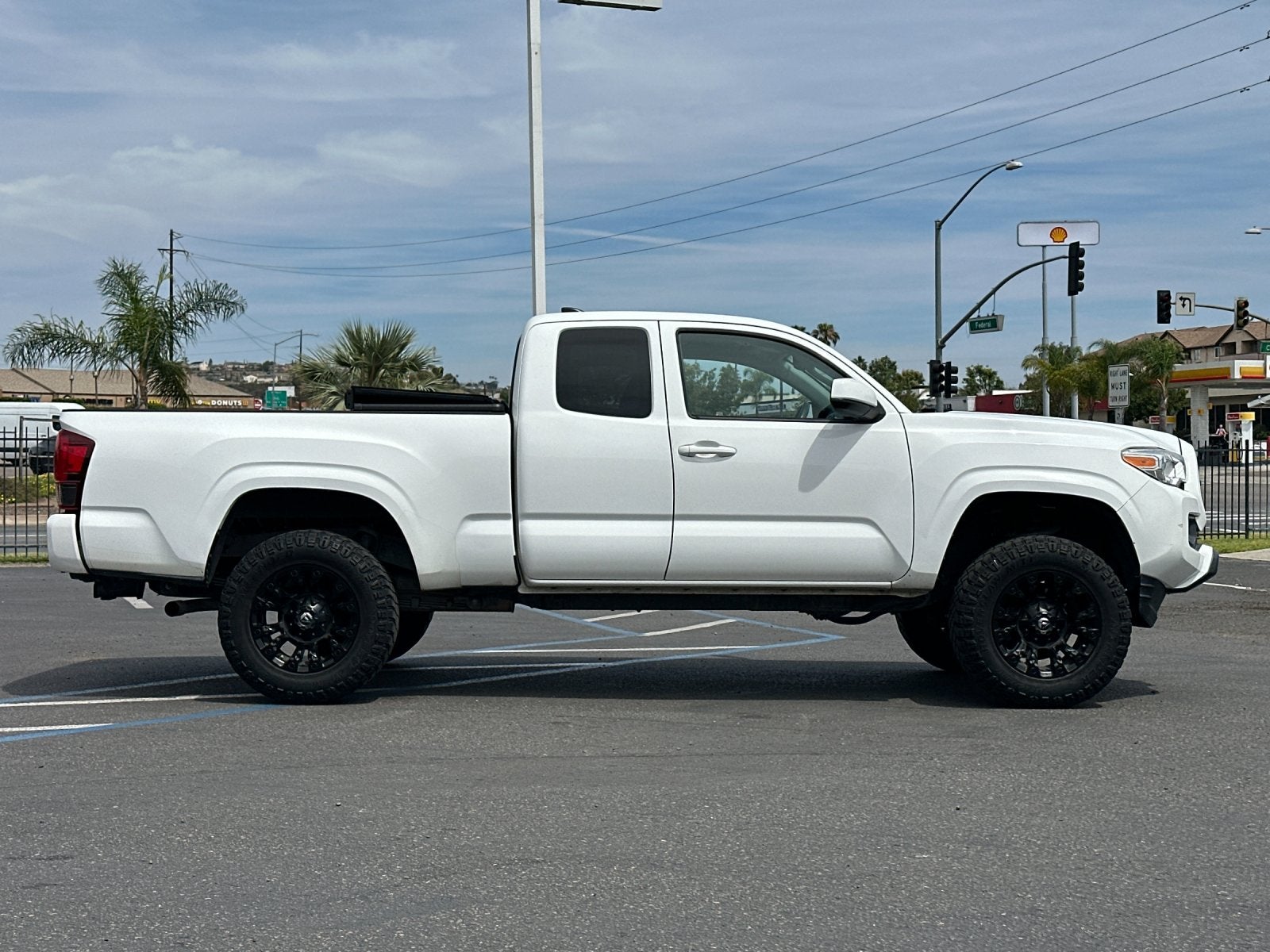 2019 Toyota Tacoma SR