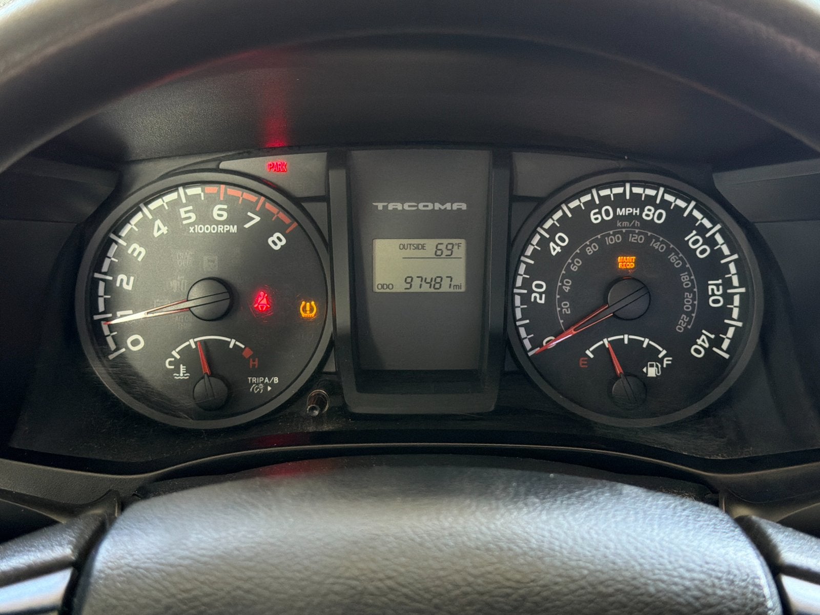 2016 Toyota Tacoma SR