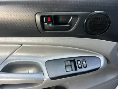 2014 Toyota Tacoma Base