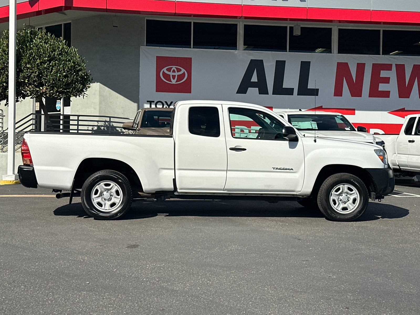 2014 Toyota Tacoma Base