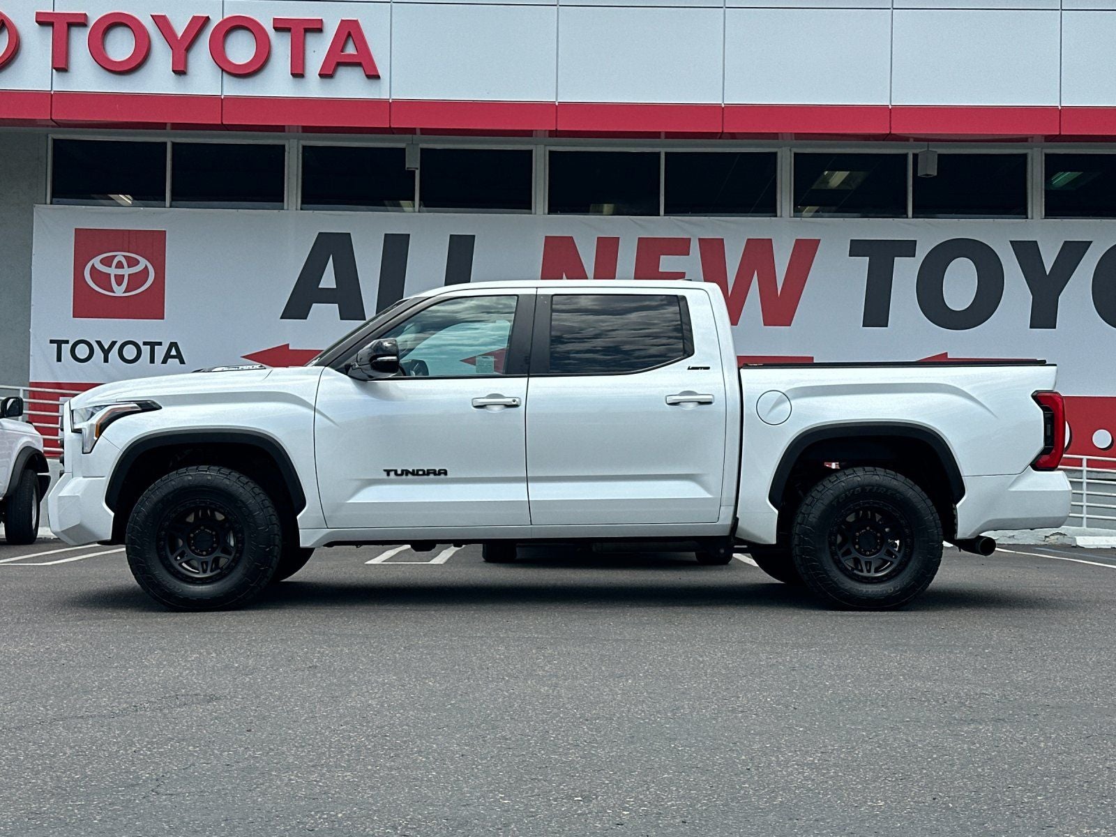 2024 Toyota Tundra Hybrid Limited