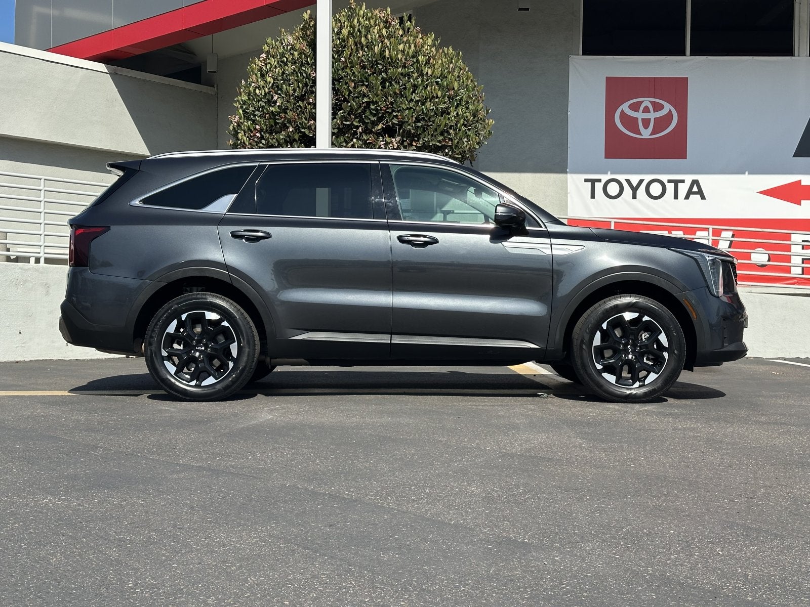 2024 Kia Sorento S