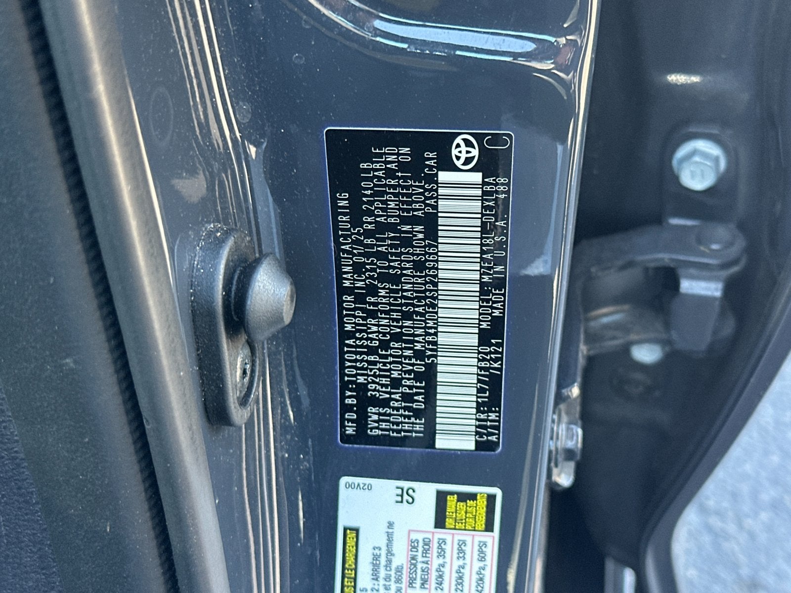 2025 Toyota Corolla LE