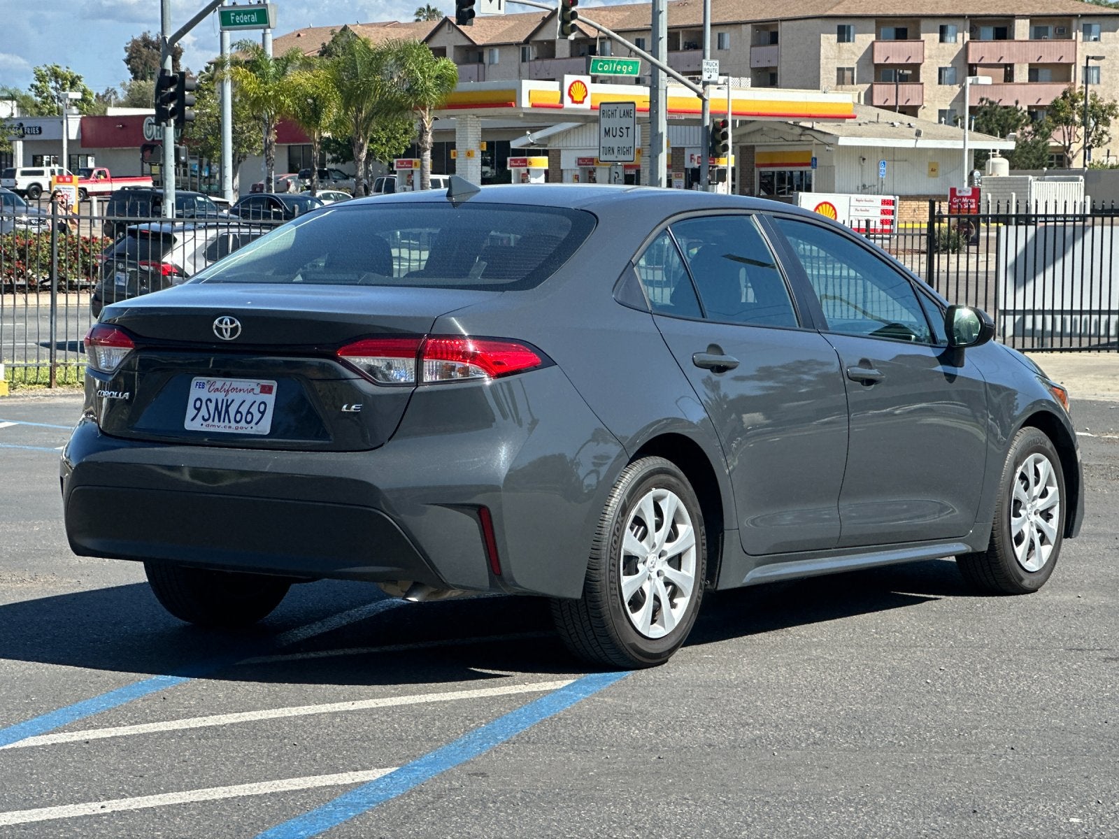 2025 Toyota Corolla LE