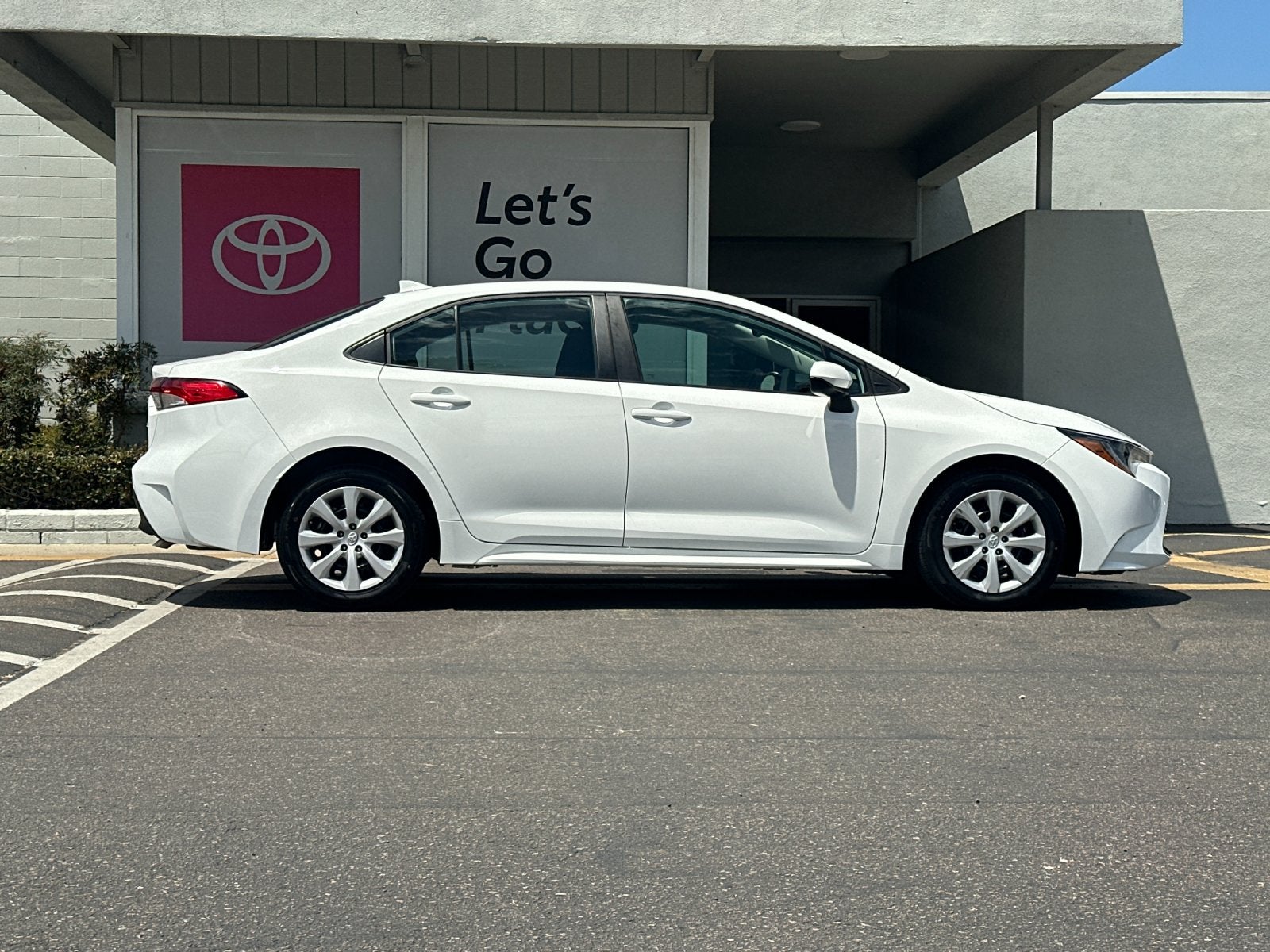 2025 Toyota Corolla LE