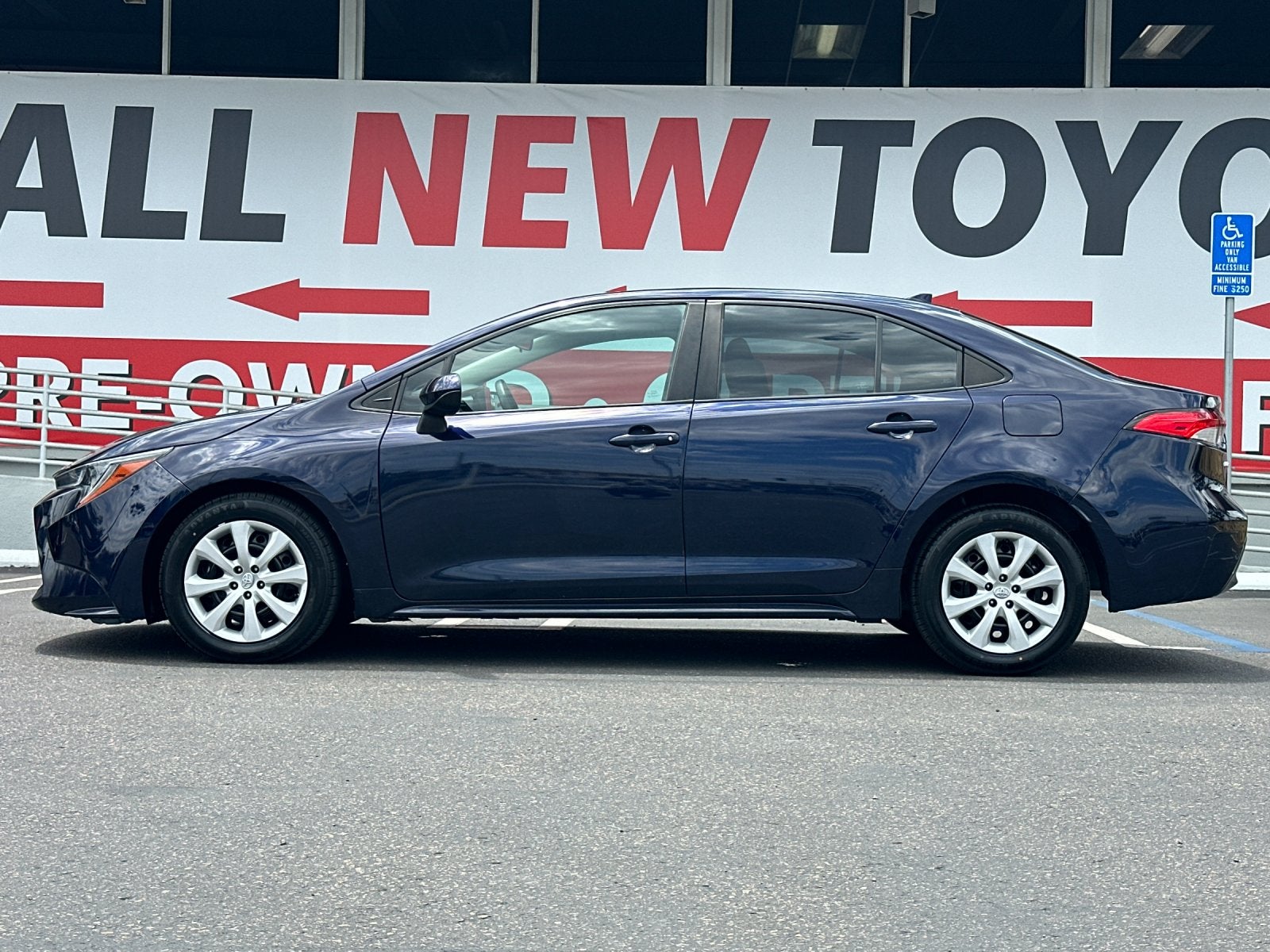 2023 Toyota Corolla LE