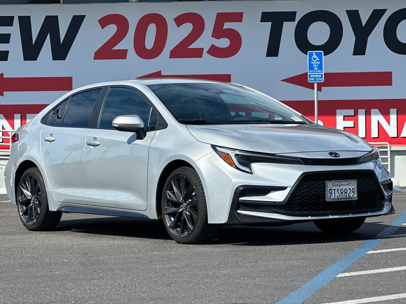 2025 Toyota Corolla SE