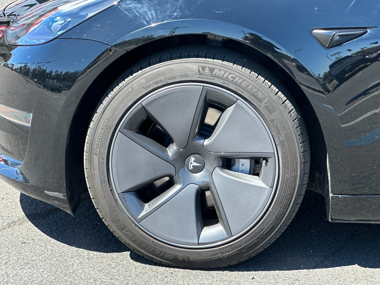 2023 Tesla Model 3 Base