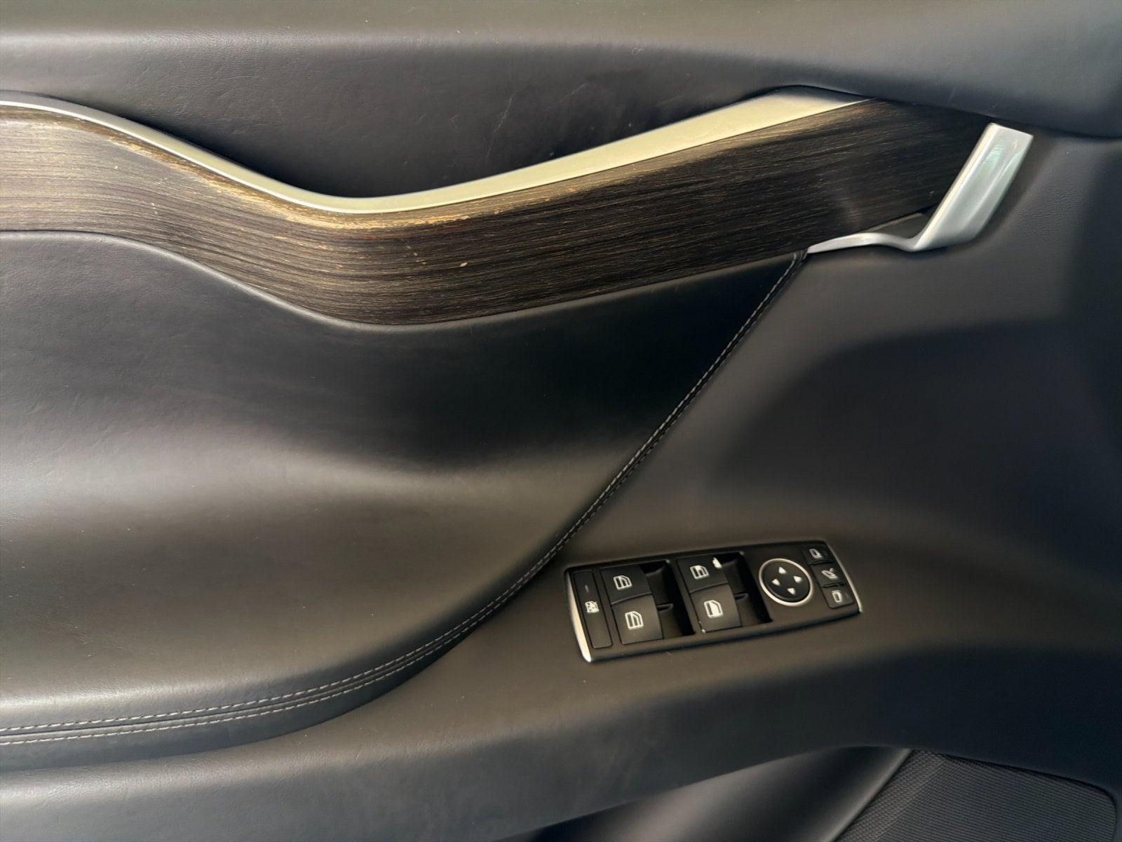 2016 Tesla Model X 90D