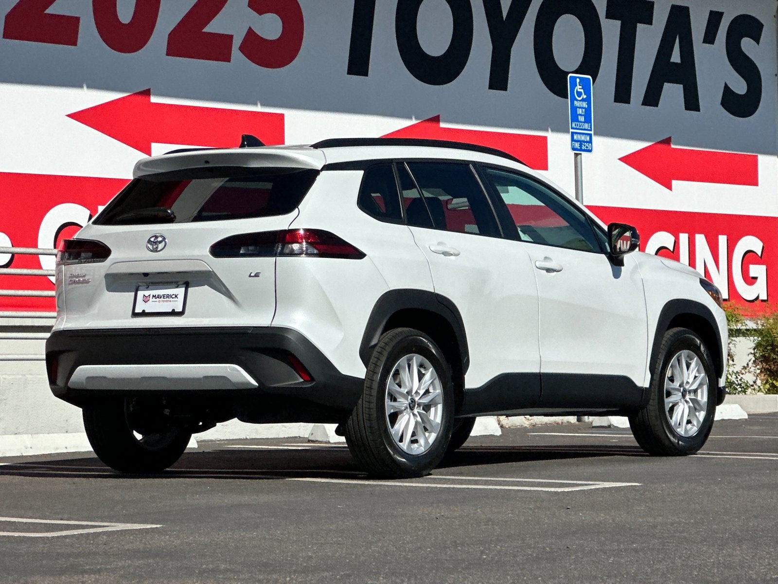 2026 Toyota Corolla Cross LE