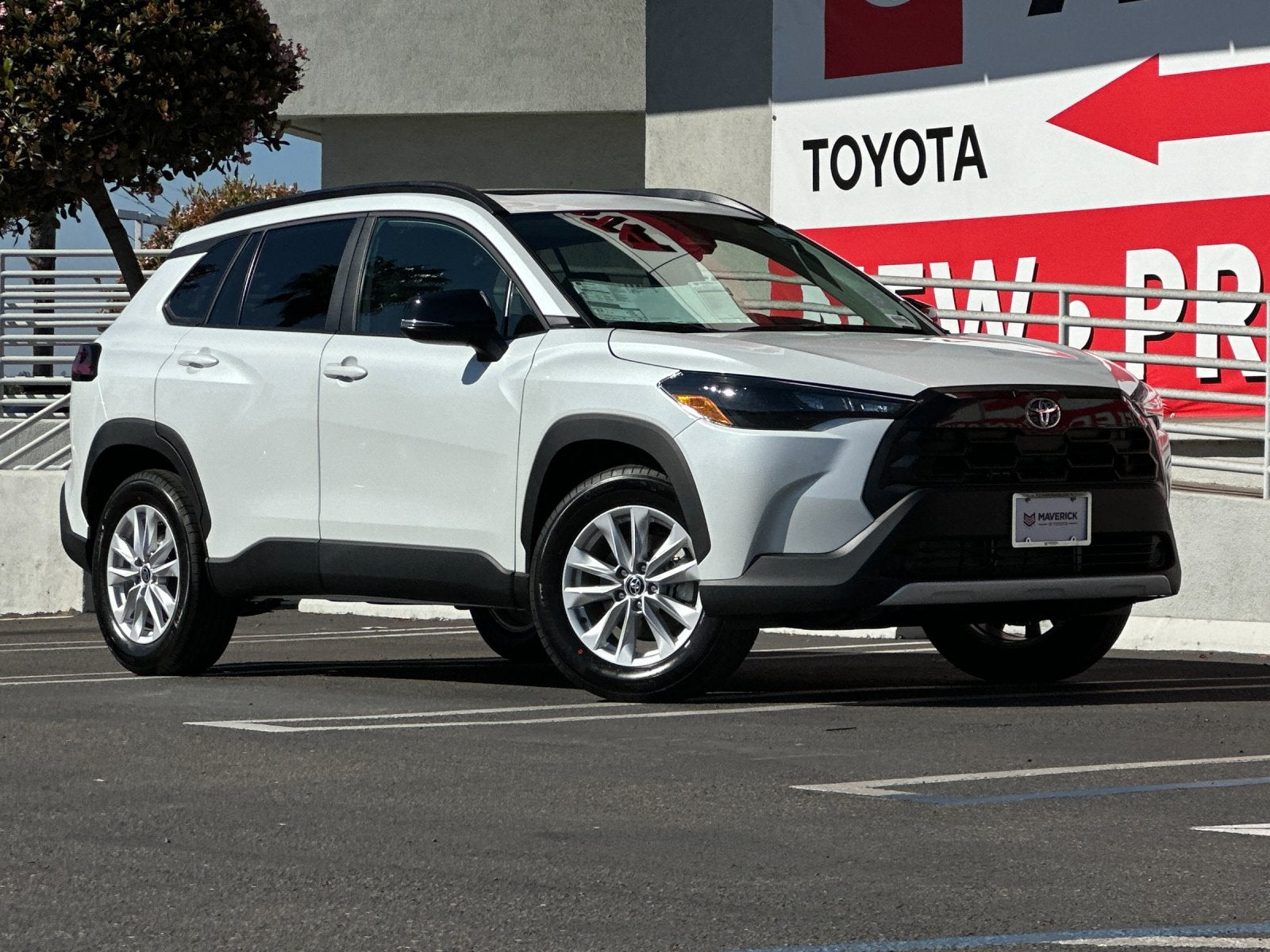 2026 Toyota Corolla Cross LE