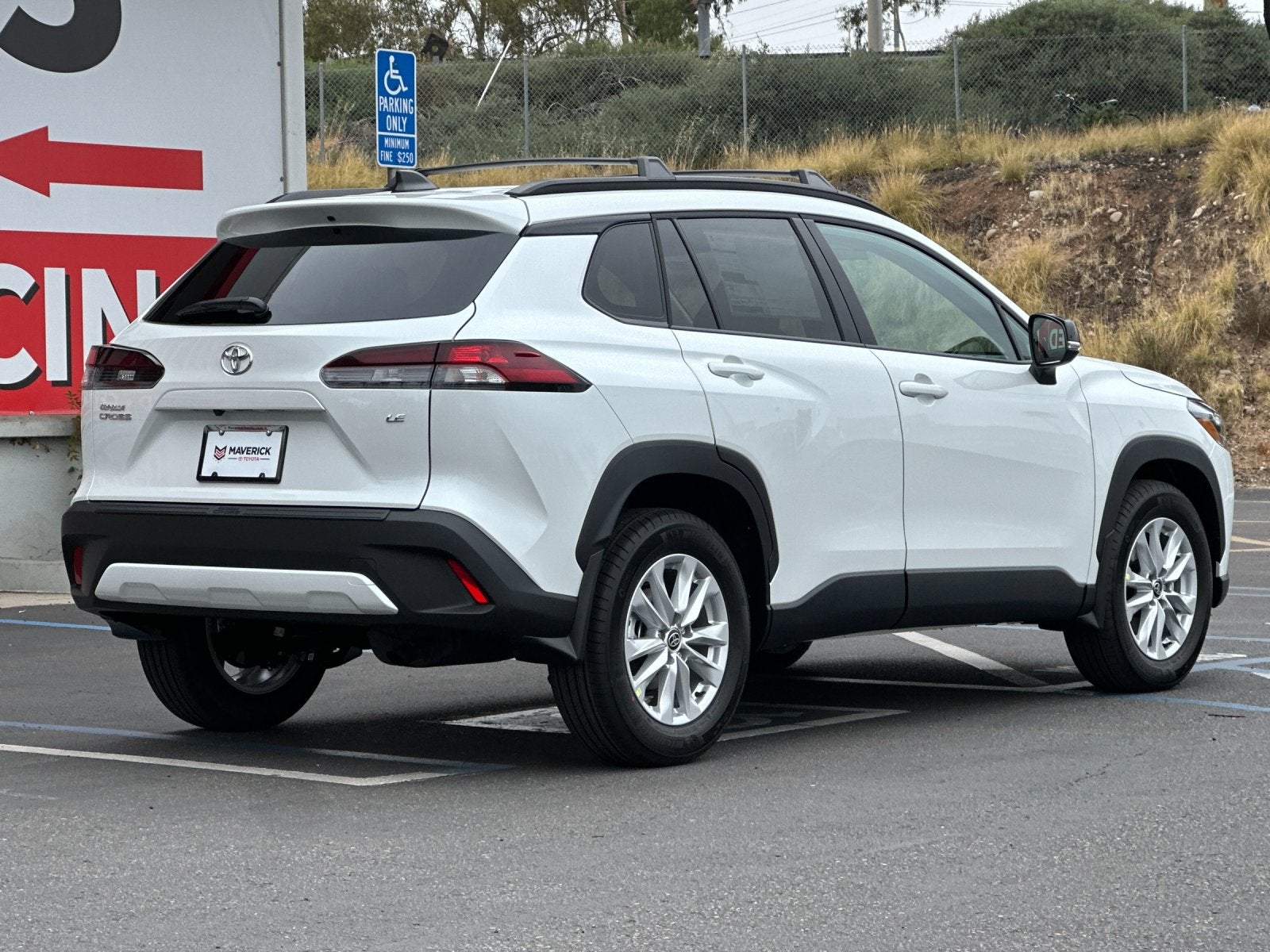 2026 Toyota Corolla Cross LE