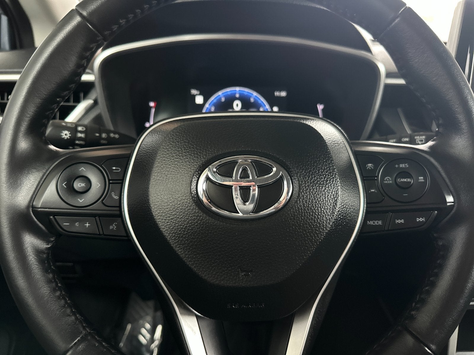 2025 Toyota Corolla Cross XLE