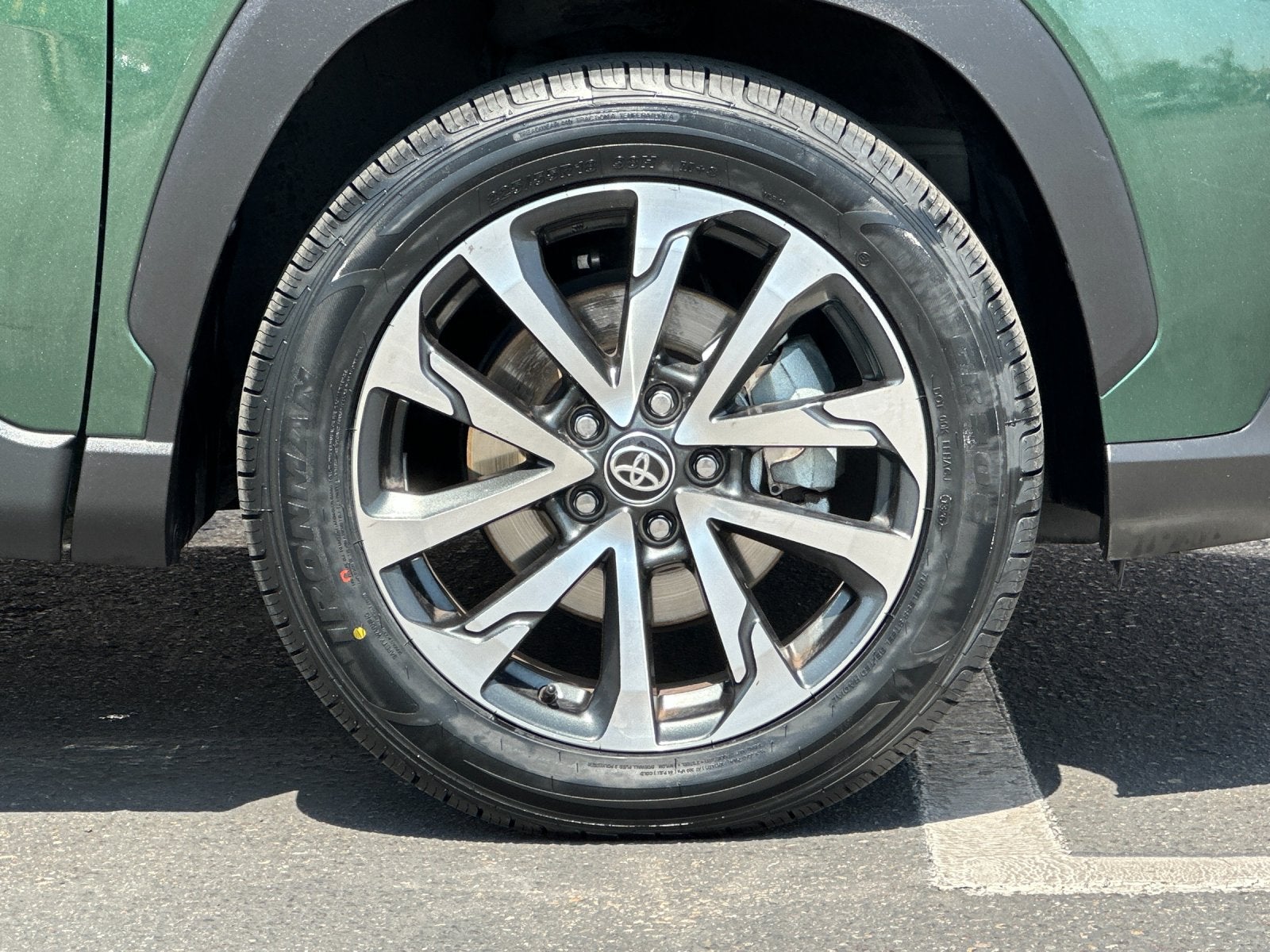 2024 Toyota Corolla Cross XLE
