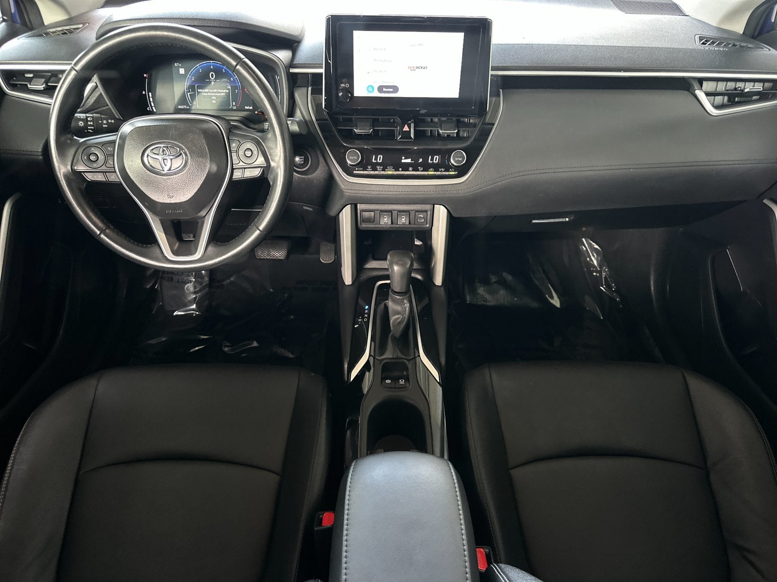 2025 Toyota Corolla Cross XLE