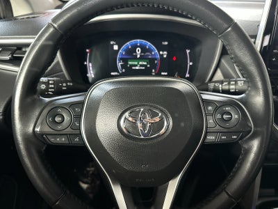 2025 Toyota Corolla Cross XLE