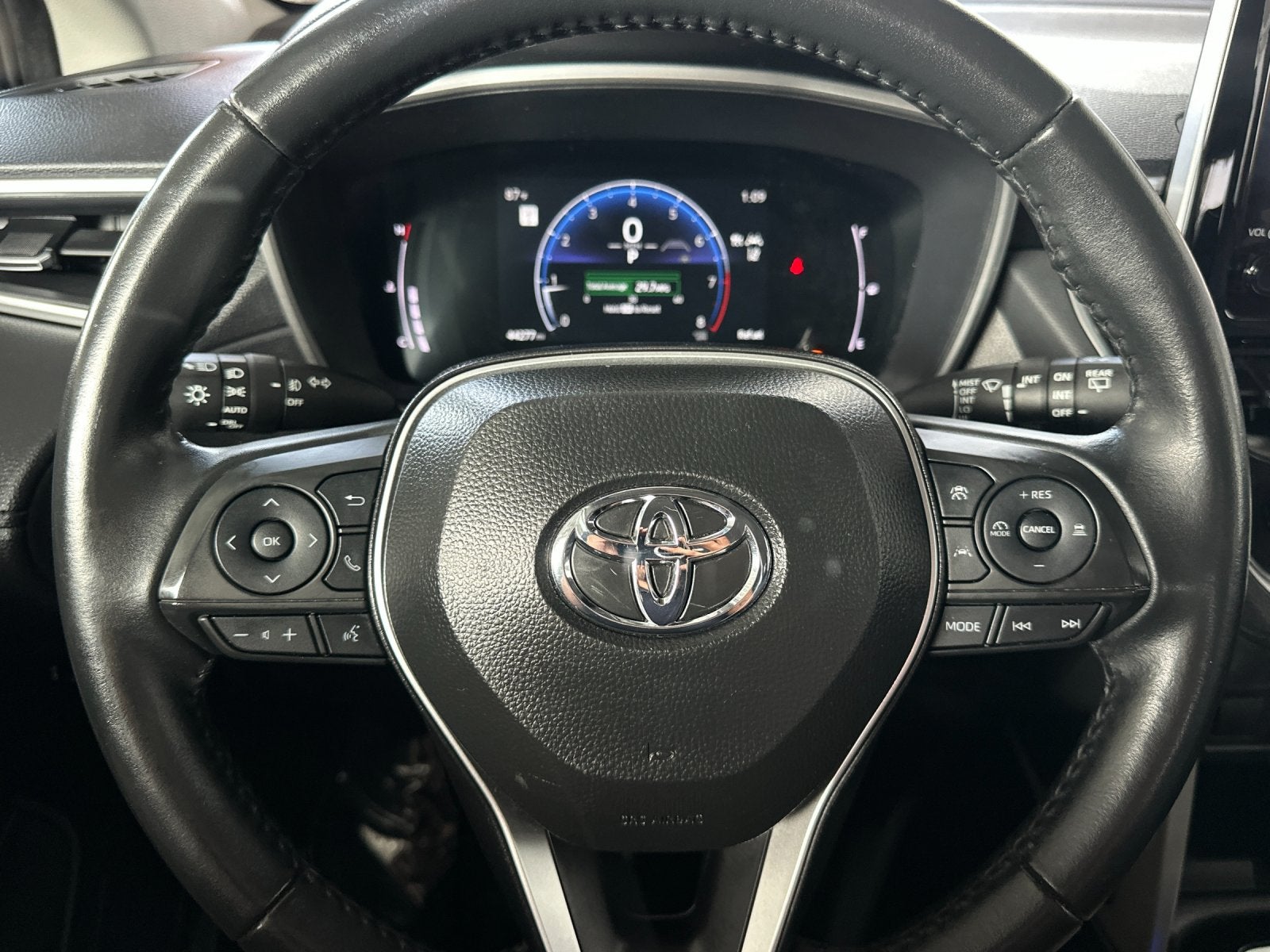 2025 Toyota Corolla Cross XLE