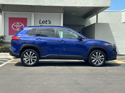 2025 Toyota Corolla Cross XLE