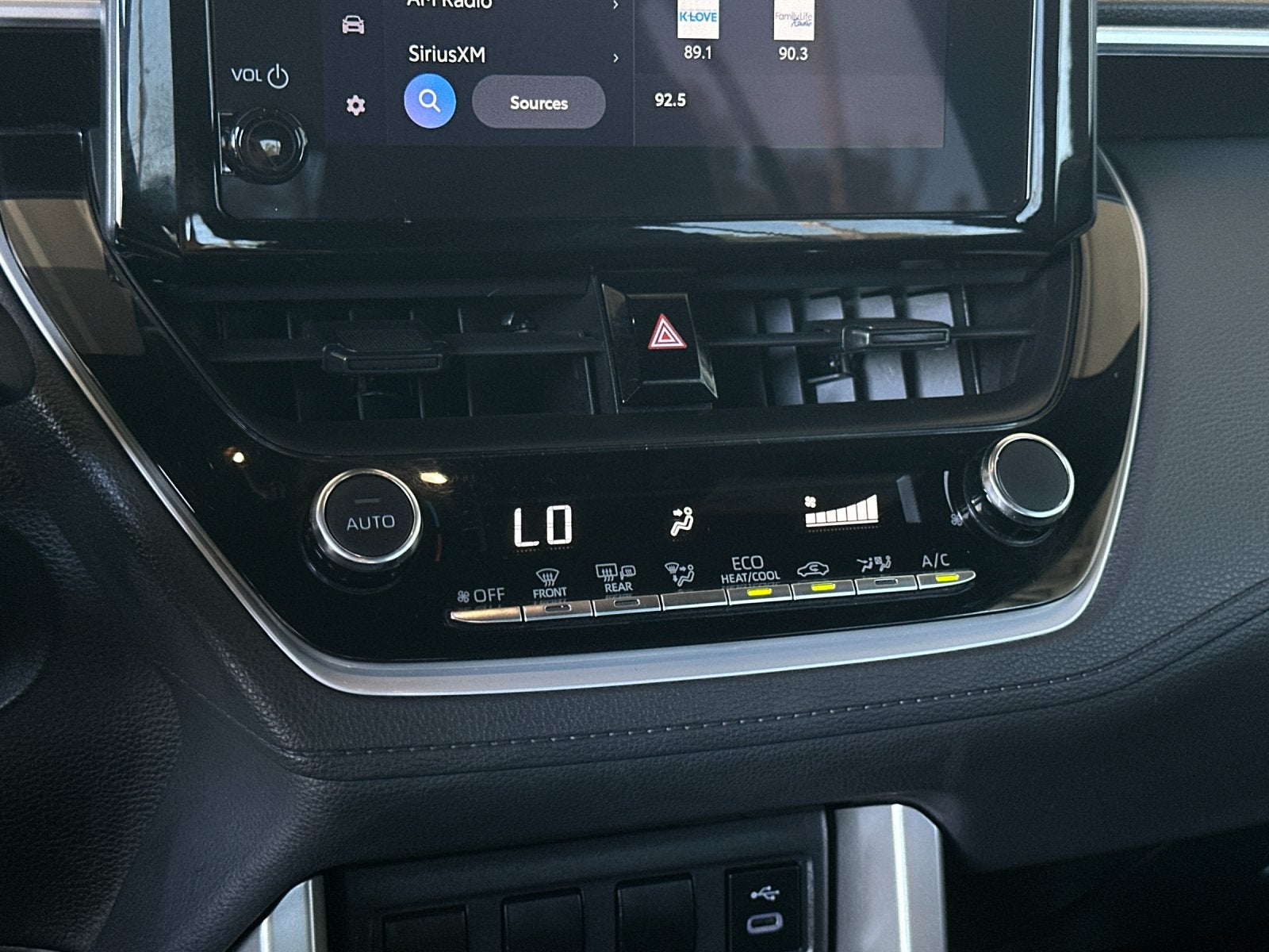 2023 Toyota Corolla Cross Hybrid SE