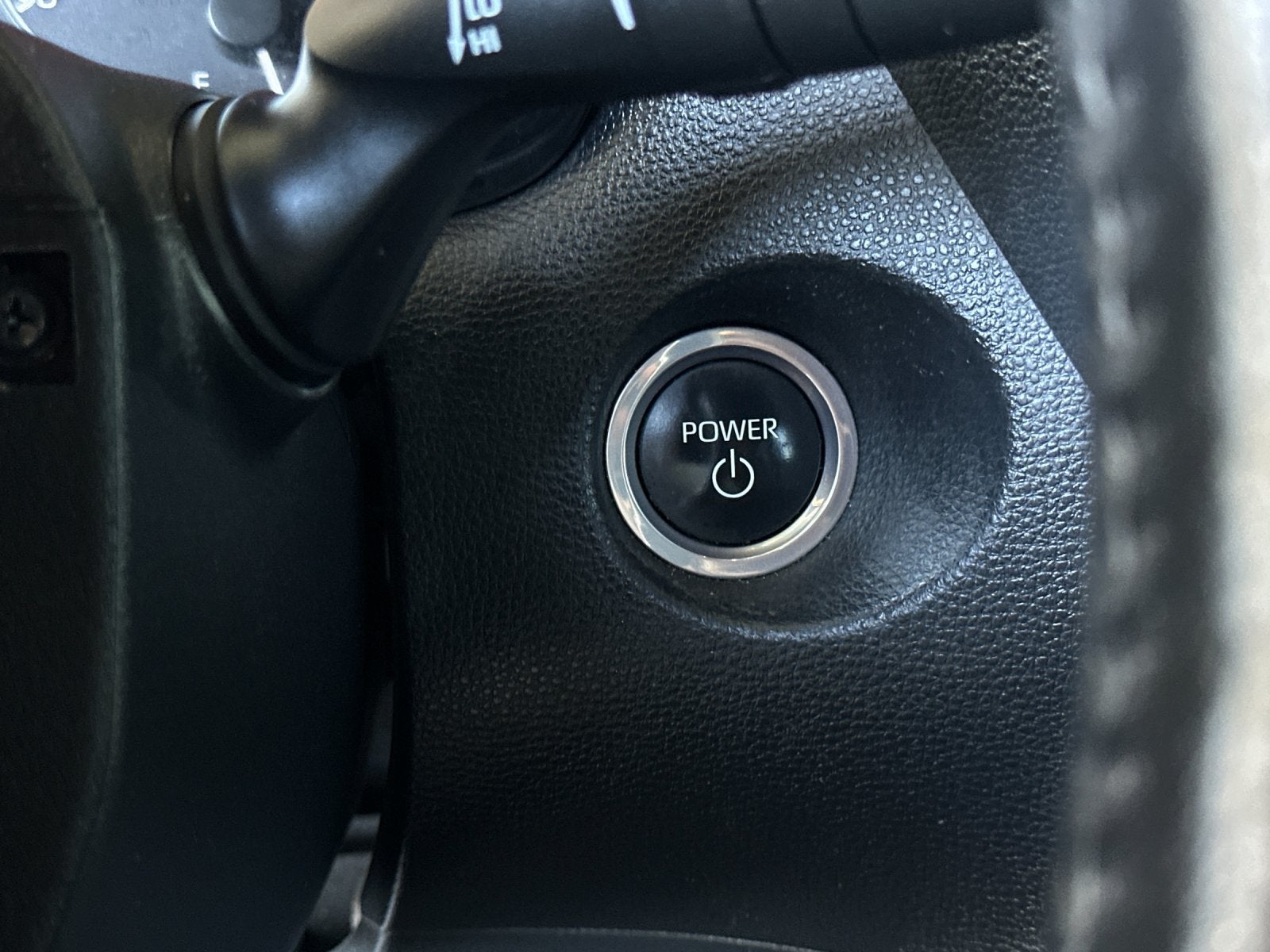 2023 Toyota Corolla Cross Hybrid SE