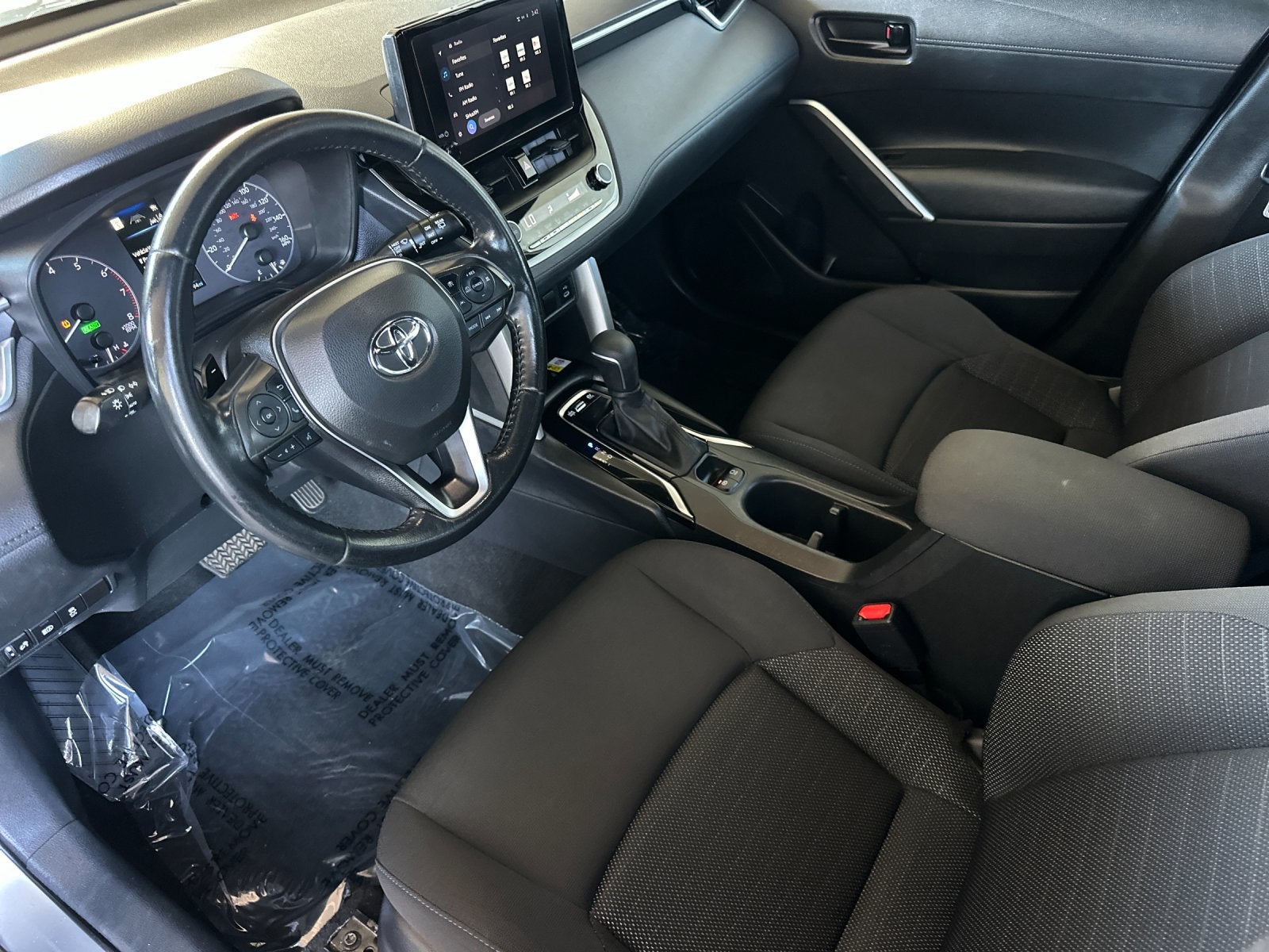 2023 Toyota Corolla Cross Hybrid SE