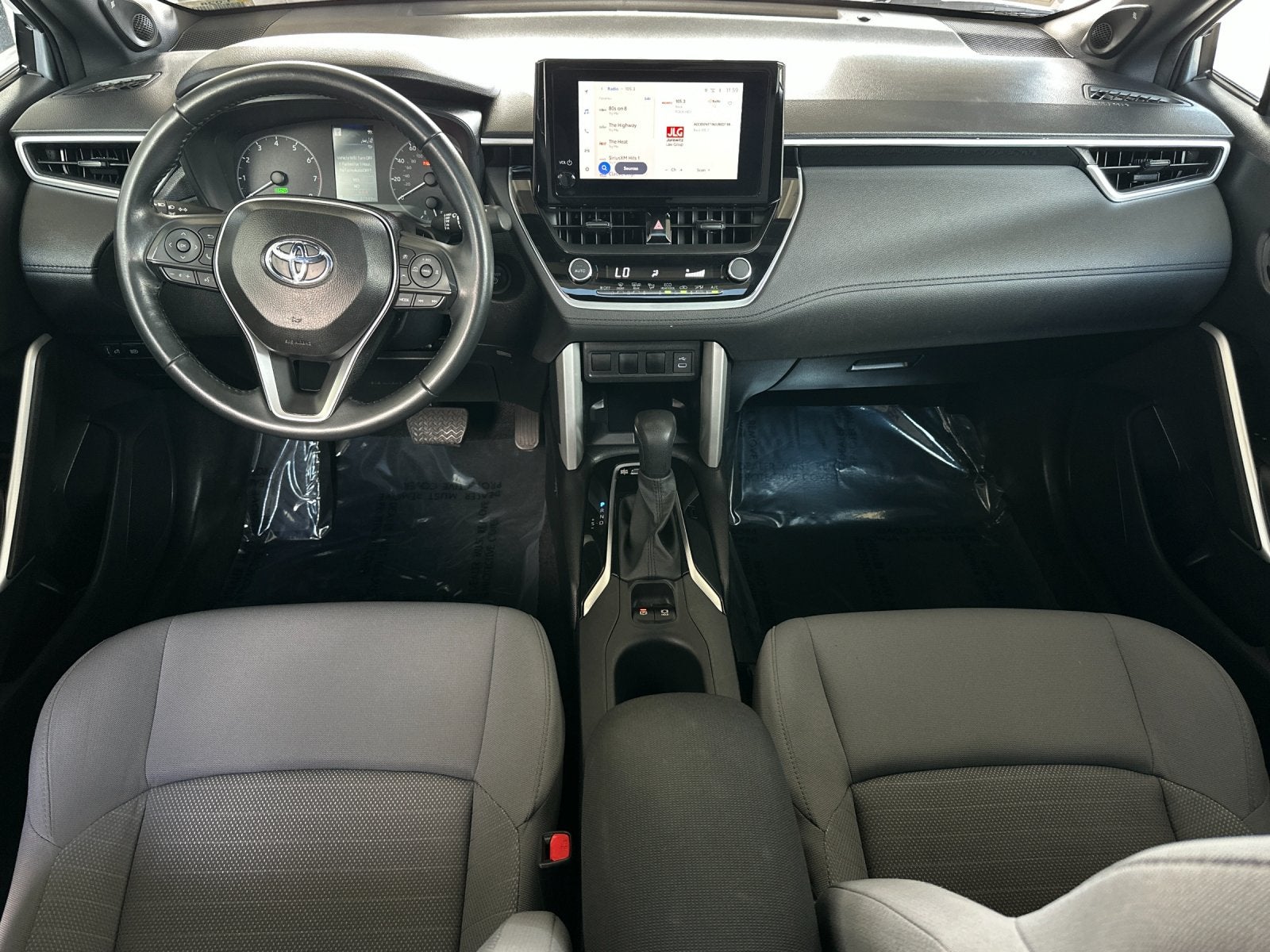 2025 Toyota Corolla Cross Hybrid SE