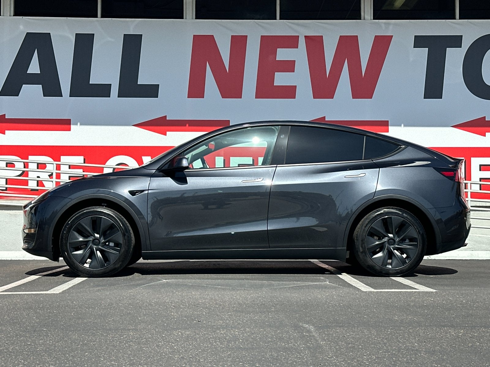 2025 Tesla Model Y Long Range