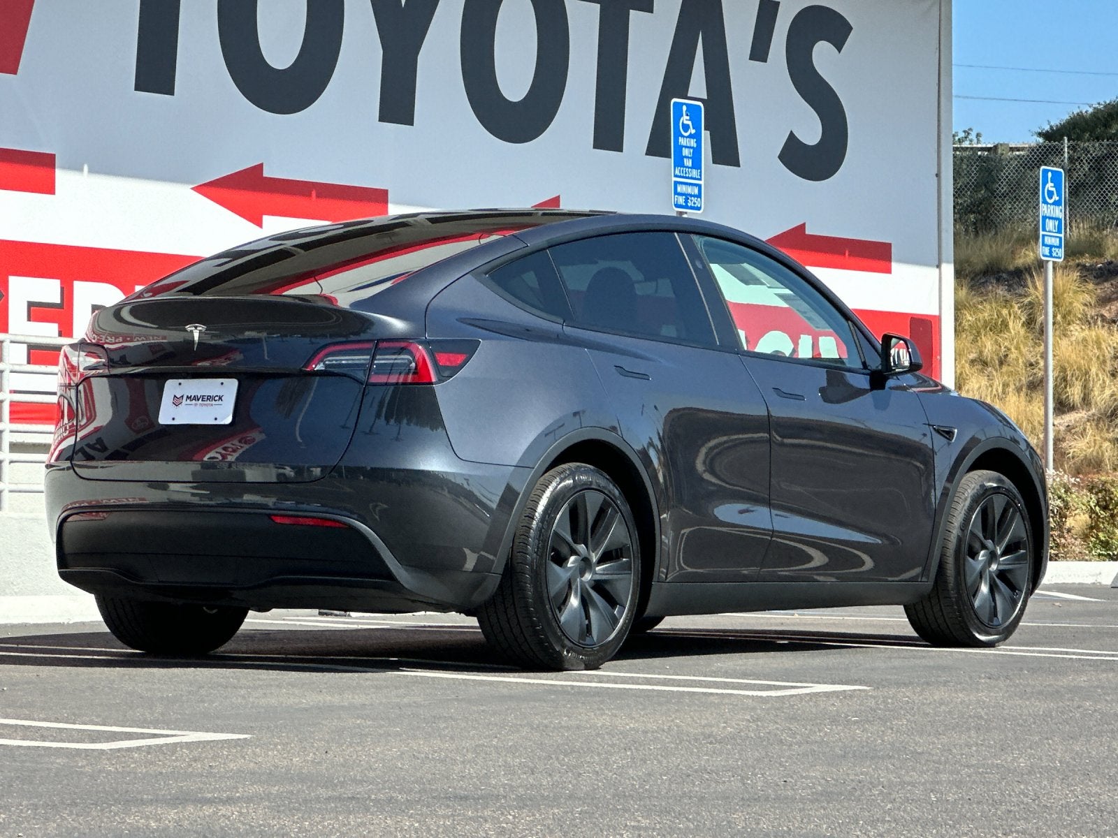 2025 Tesla Model Y Long Range