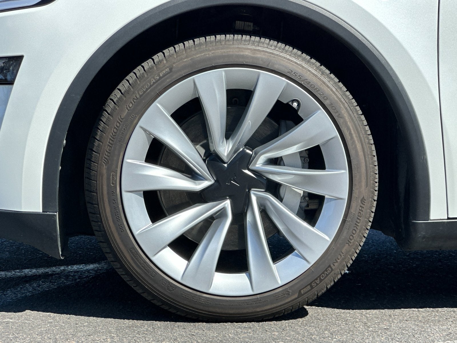 2026 Tesla Model Y Long Range