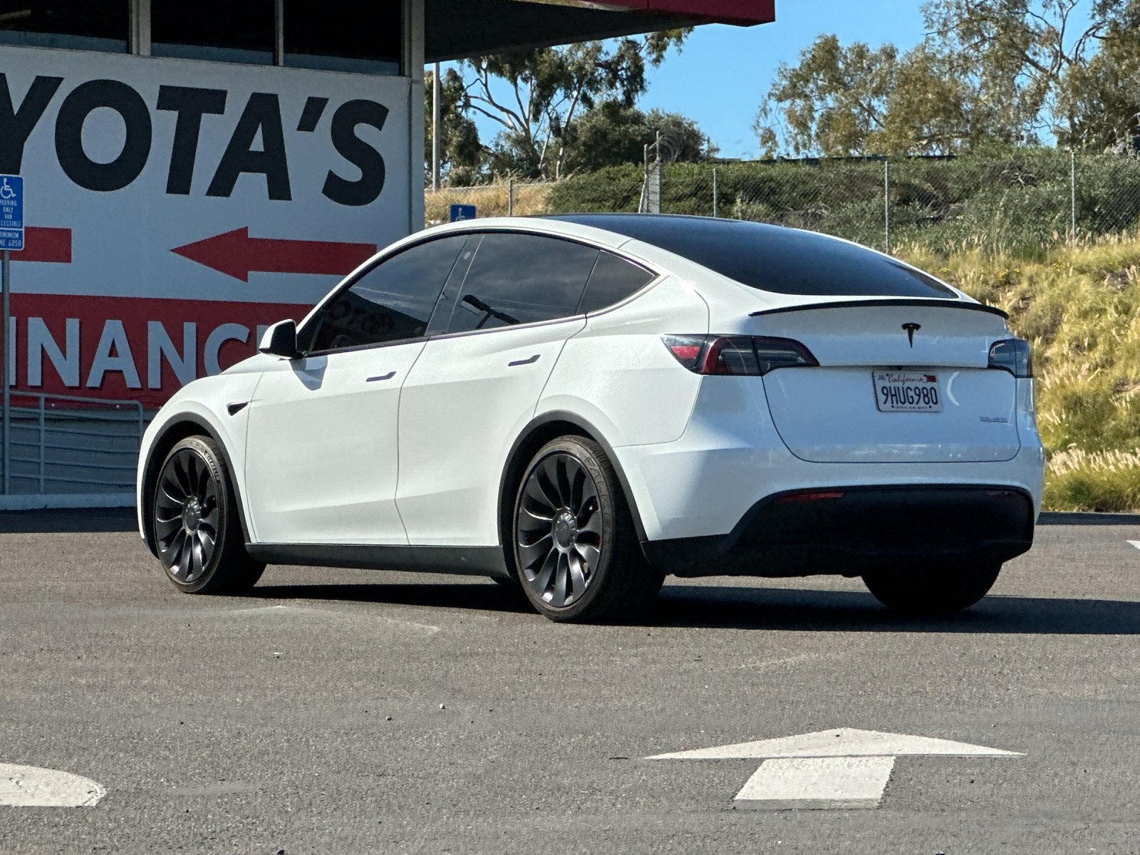 2023 Tesla Model Y Performance