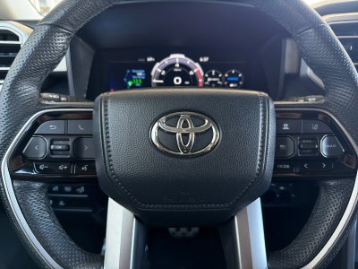 2024 Toyota Sequoia SR5