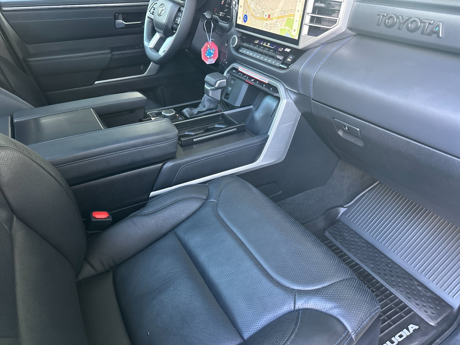 2025 Toyota Sequoia Platinum Hybrid