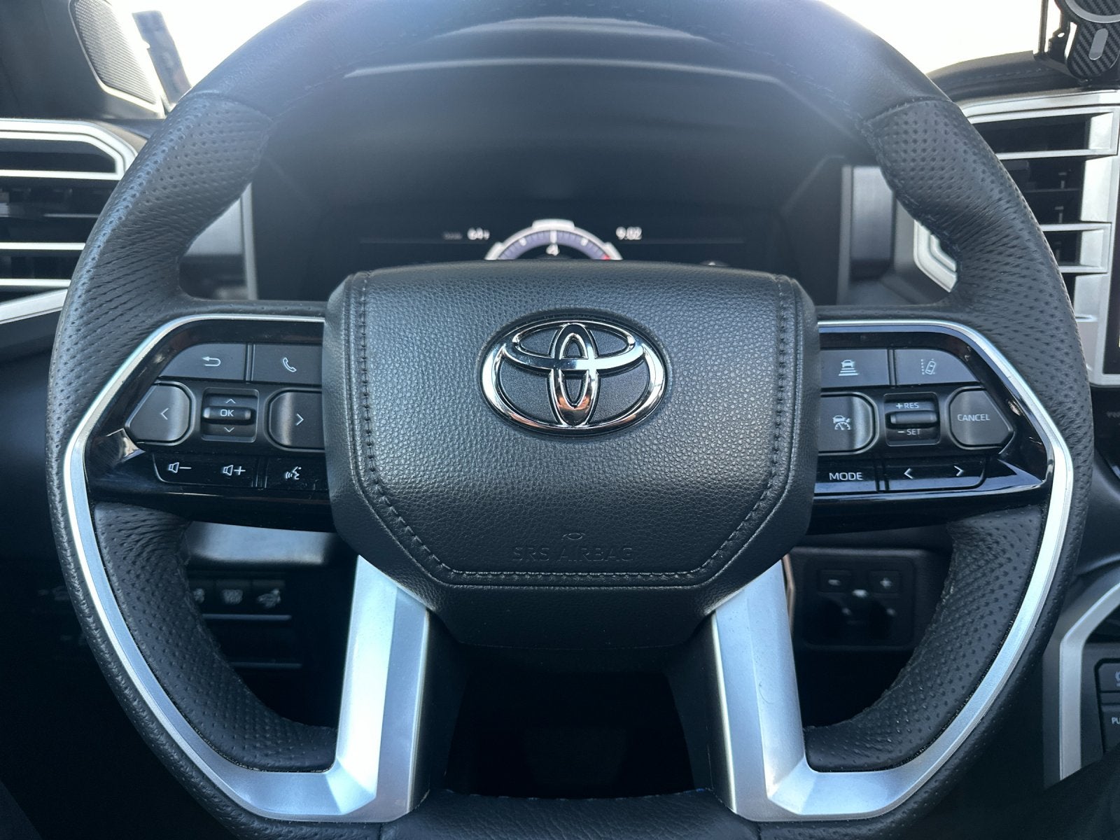 2025 Toyota Sequoia Platinum Hybrid