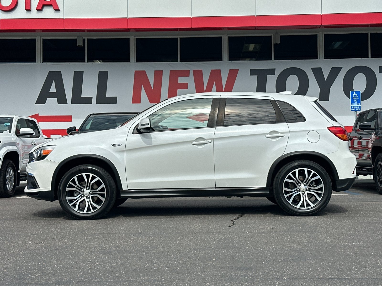 2019 Mitsubishi Outlander Sport 2.0 ES