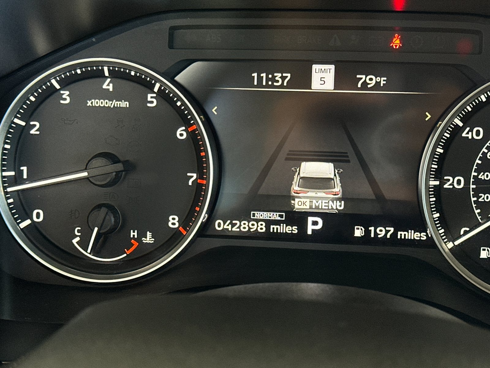 2025 Mitsubishi Outlander SE
